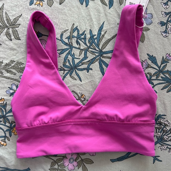 lululemon athletica Tops - Size 4 Lululemon Align V-Neck Bra
